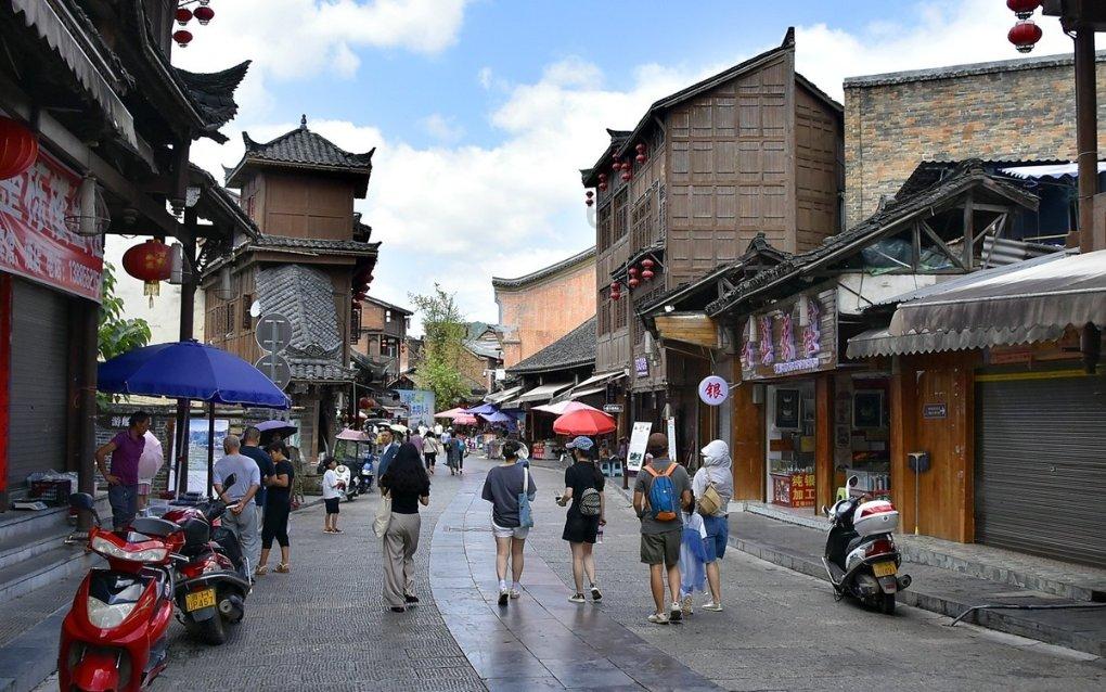 女生如果想要提高自己的吸引力，应该怎么做？游戏画面